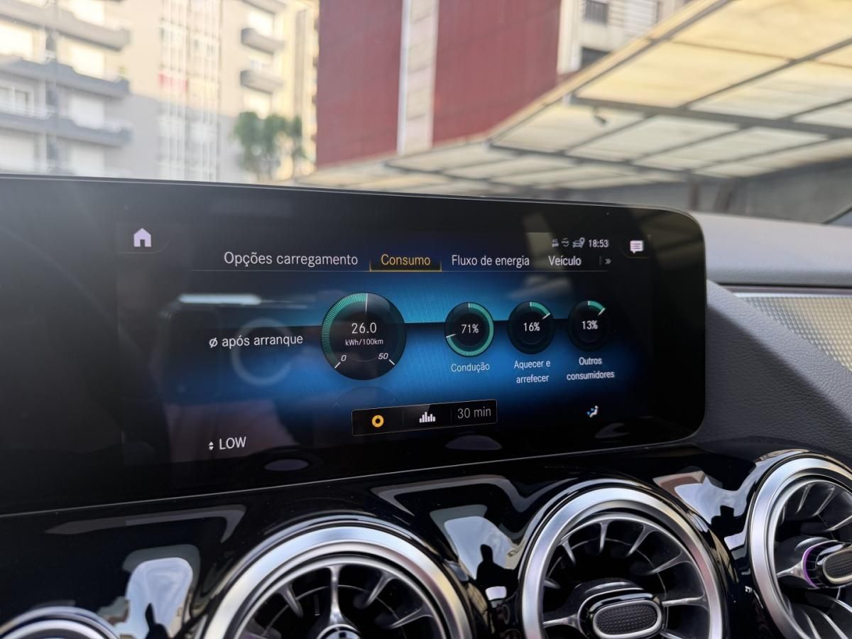mercedes-benz-eqa-2021-eletrico-0cc