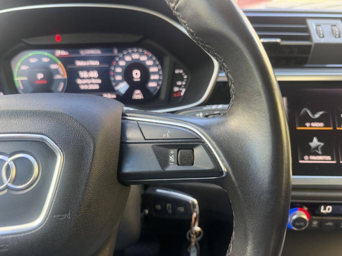 audi-q3-2023-hibrido-1395cc