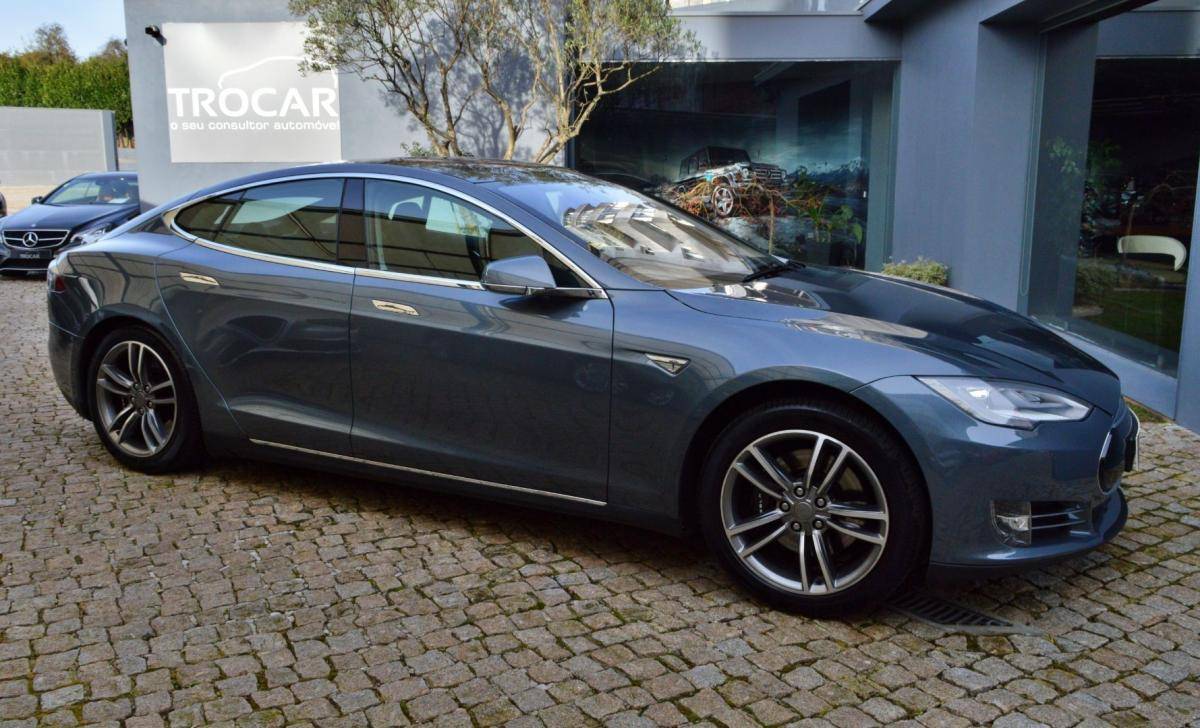 tesla-model-s-2014-eletrico-0cc