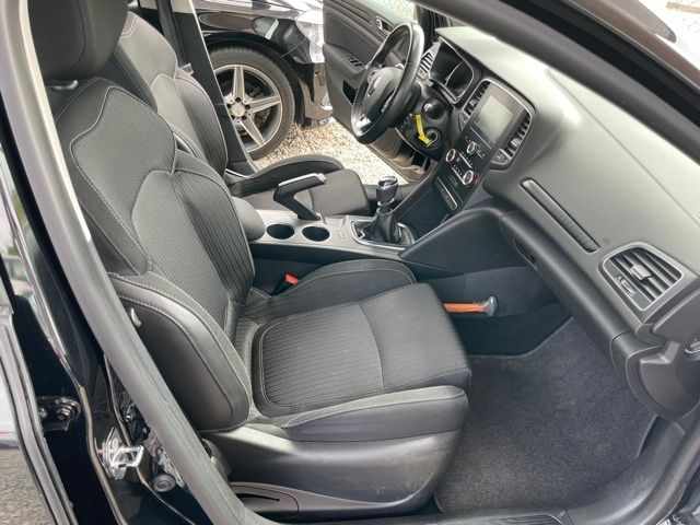 renault-megane-break-2016-diesel-1500cc