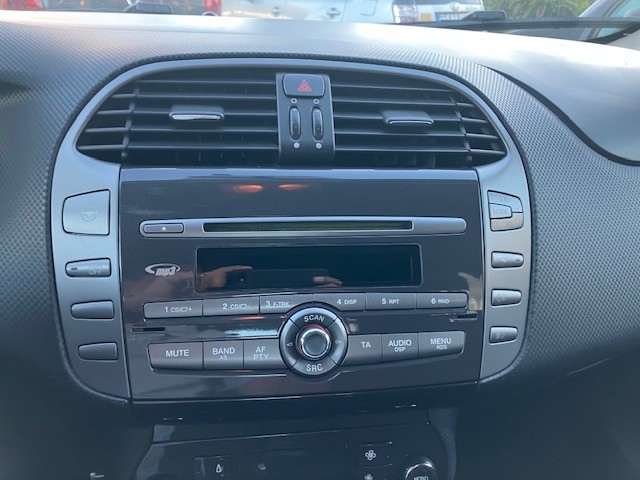 fiat-bravo-2012-diesel-1598cc