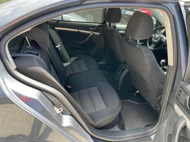 skoda-octavia-2009-diesel-1600cc