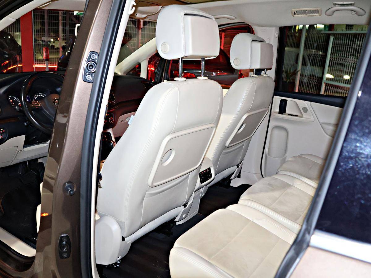 volkswagen-sharan-2013-diesel-1968cc