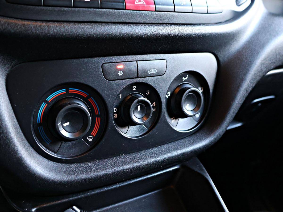 fiat-doblo-2017-diesel-1598cc