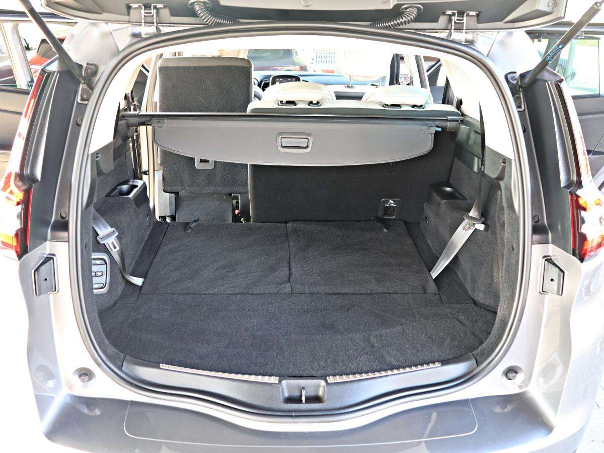 renault-grand-scenic-2018-diesel-1598cc