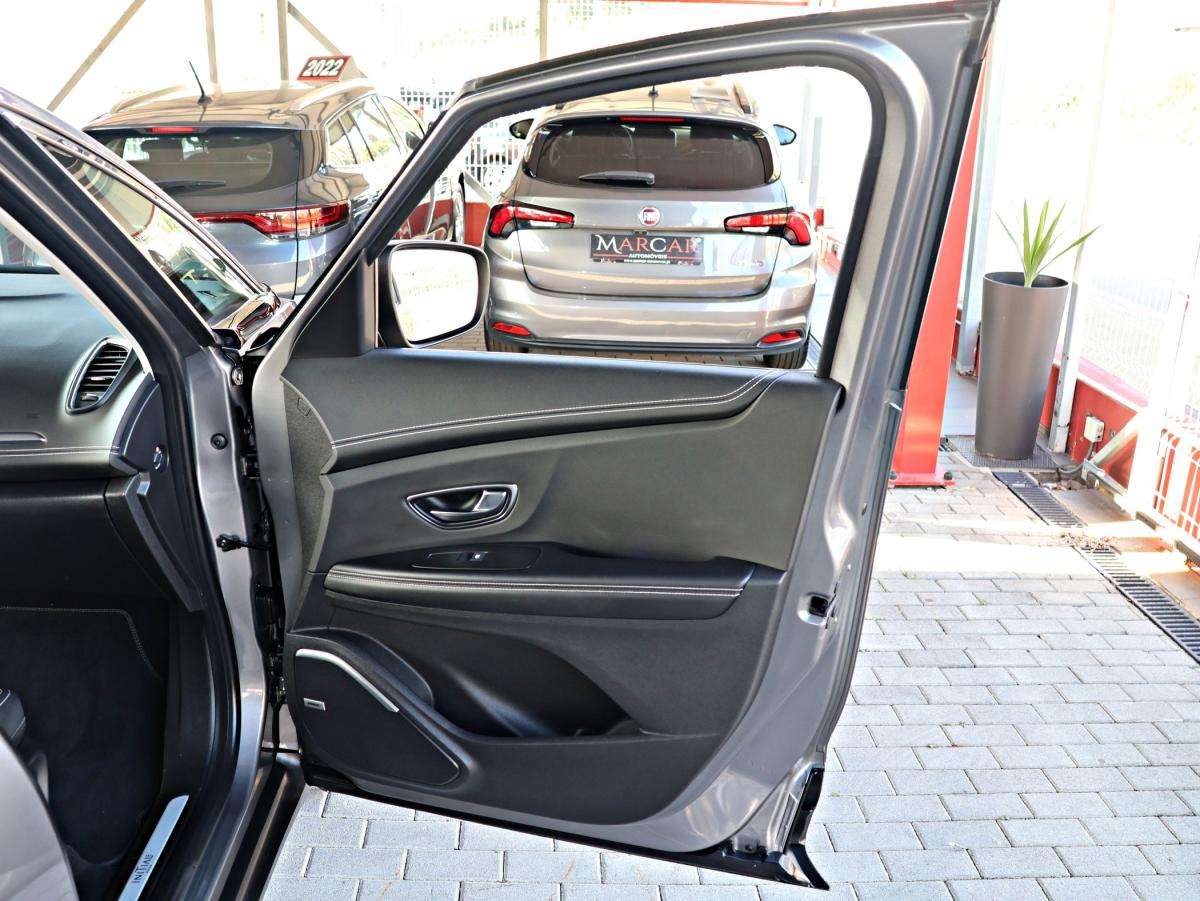 renault-grand-scenic-2018-diesel-1598cc