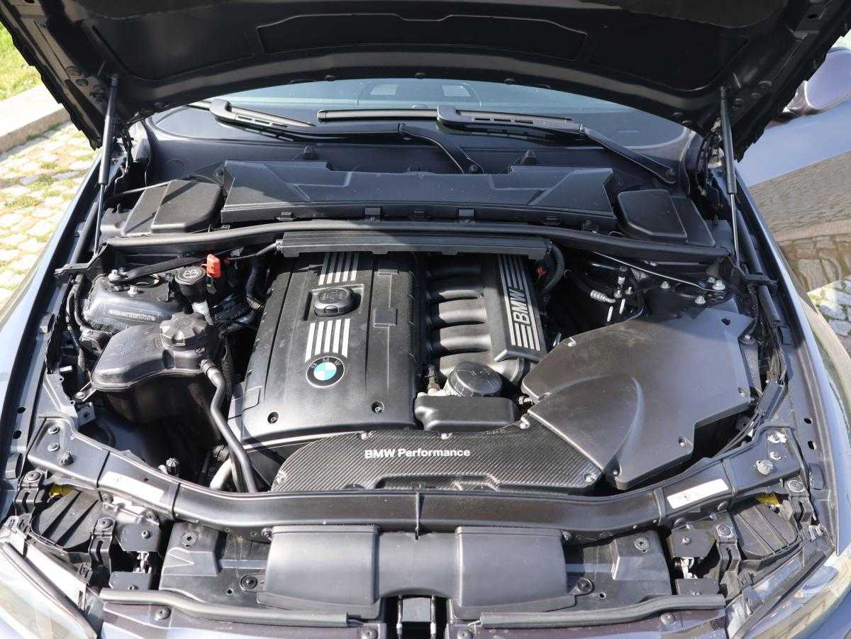 bmw-serie-3-2007-gasolina-2996cc