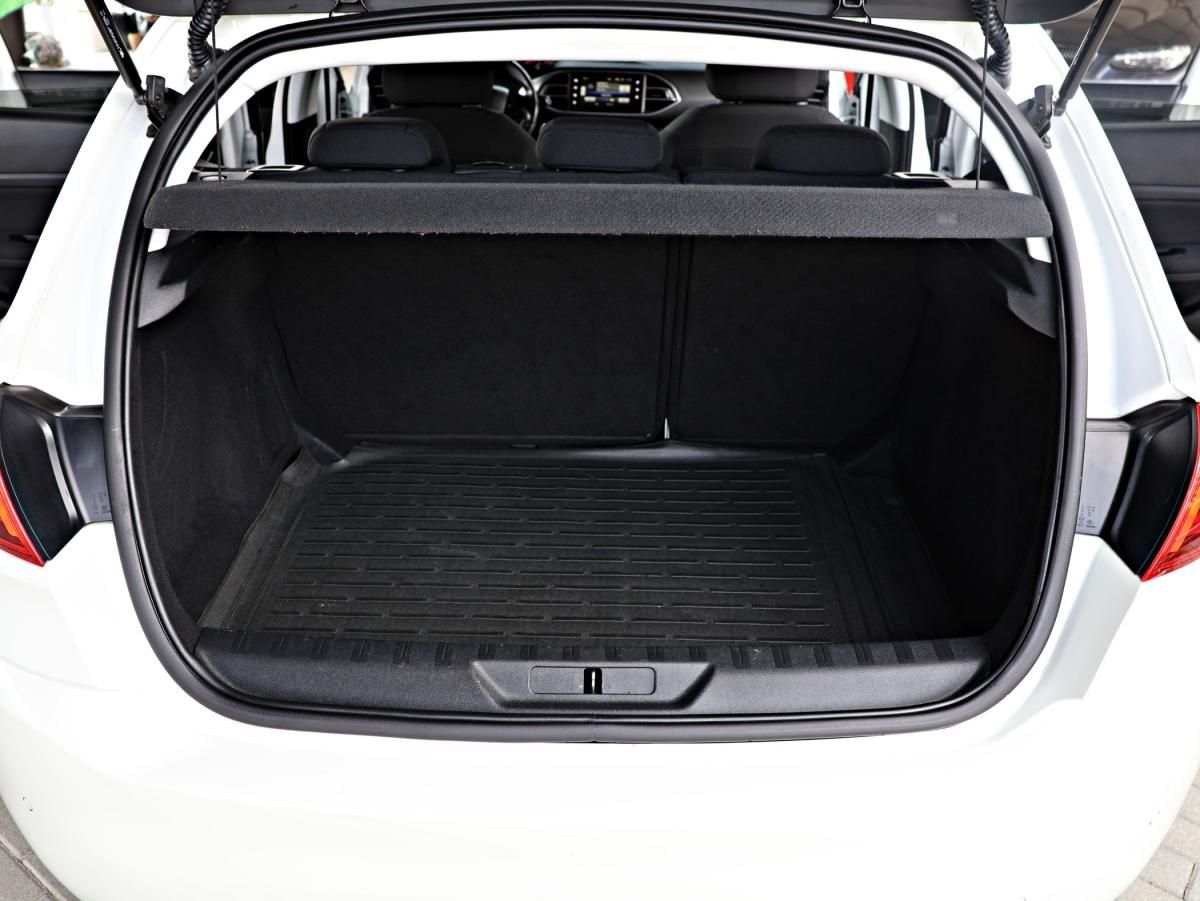 peugeot-308-2015-diesel-1560cc