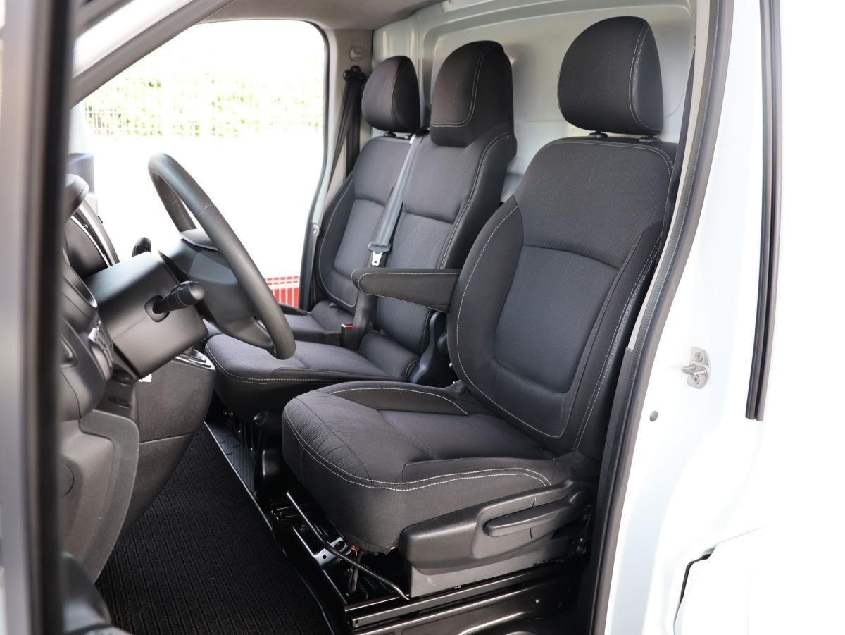 renault-trafic-2021-diesel-1997cc