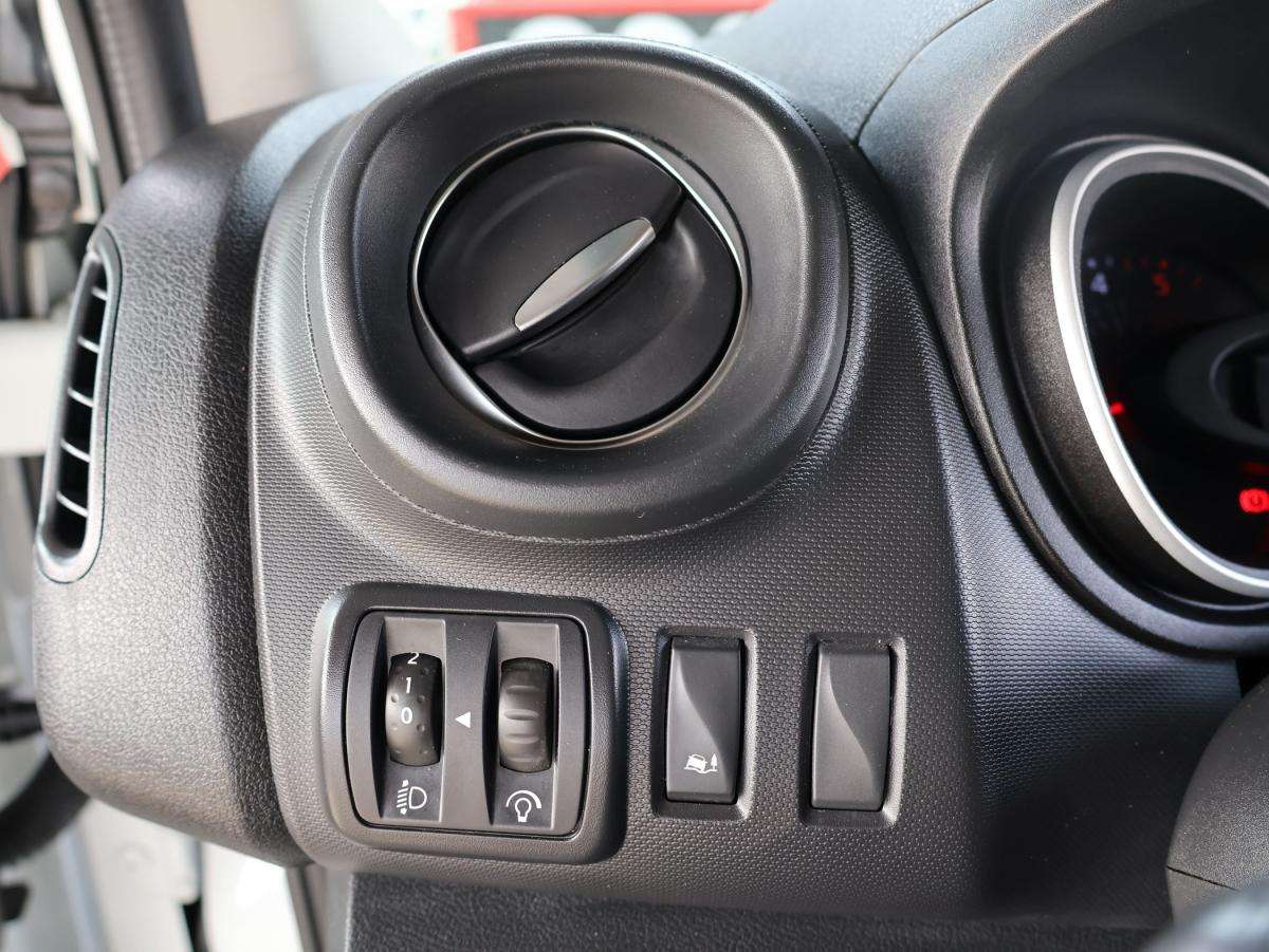 renault-trafic-2021-diesel-1997cc