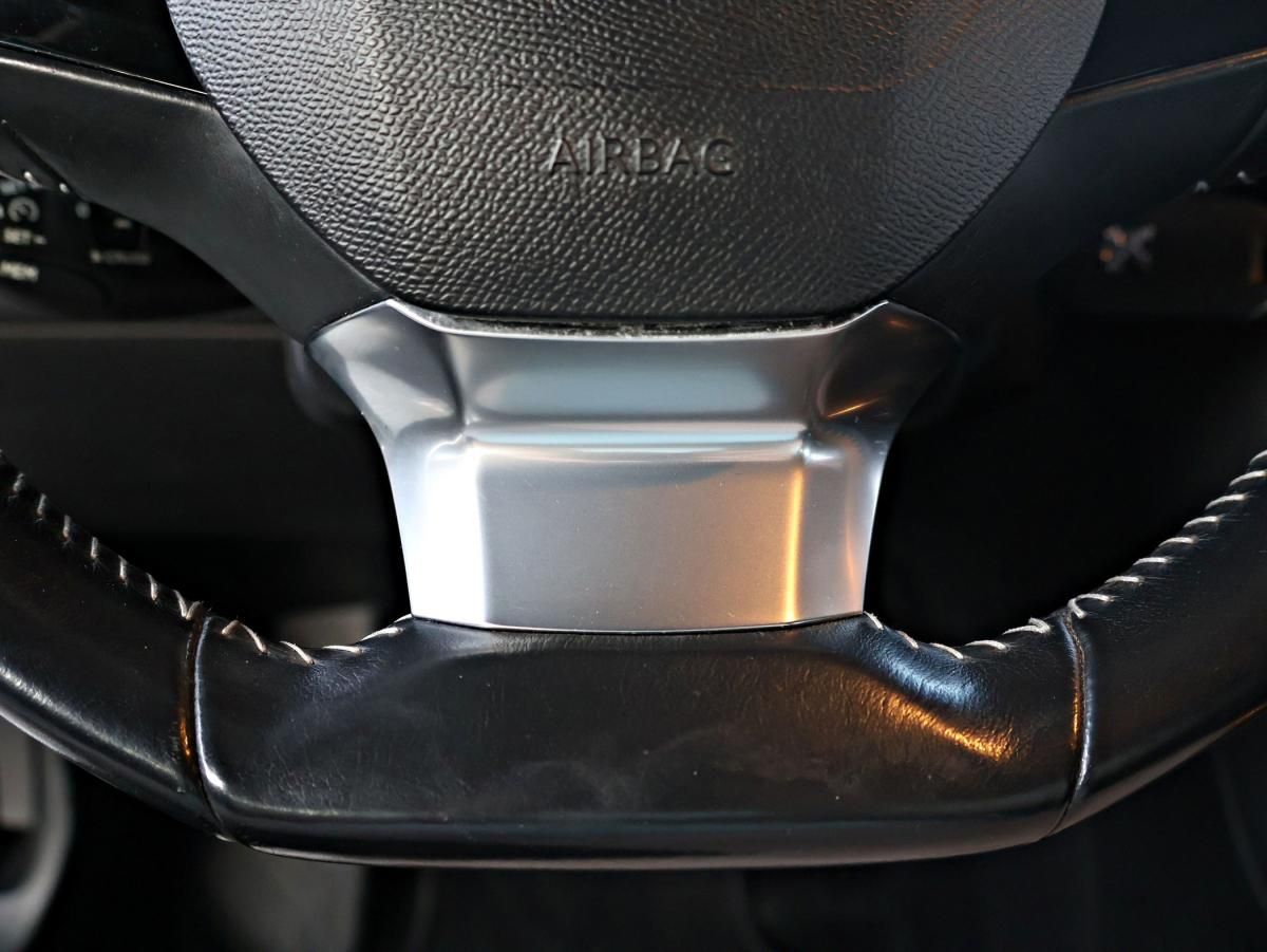 peugeot-308-2014-diesel-1560cc