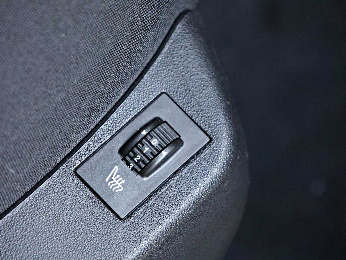 citroen-c4-2015-diesel-1560cc