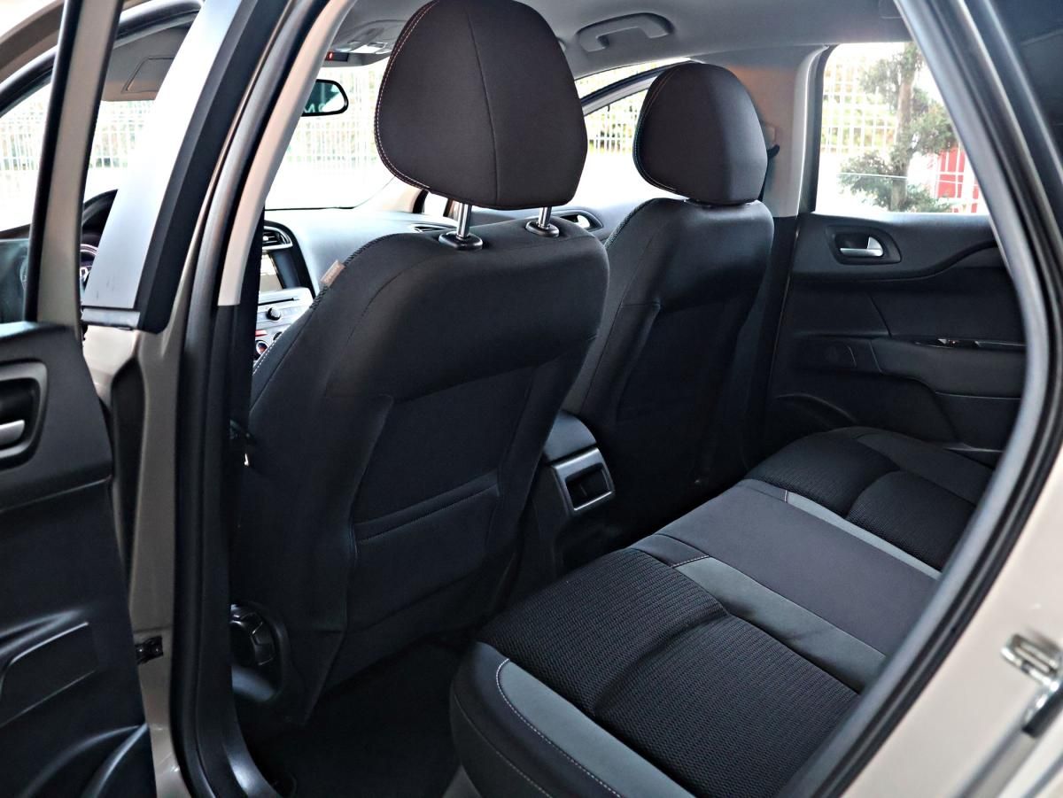 citroen-c4-2015-diesel-1560cc