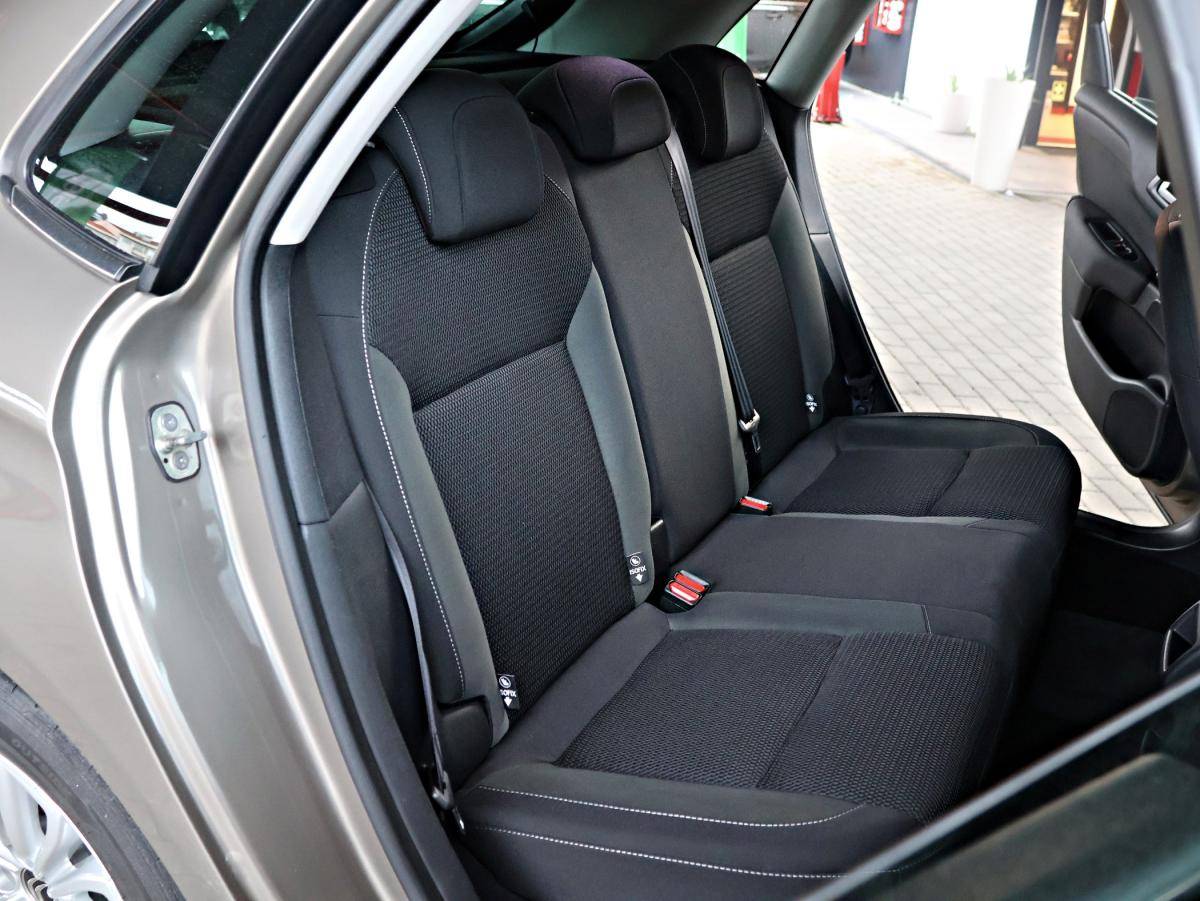 citroen-c4-2015-diesel-1560cc