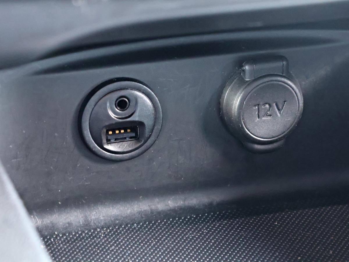 citroen-c4-2015-diesel-1560cc