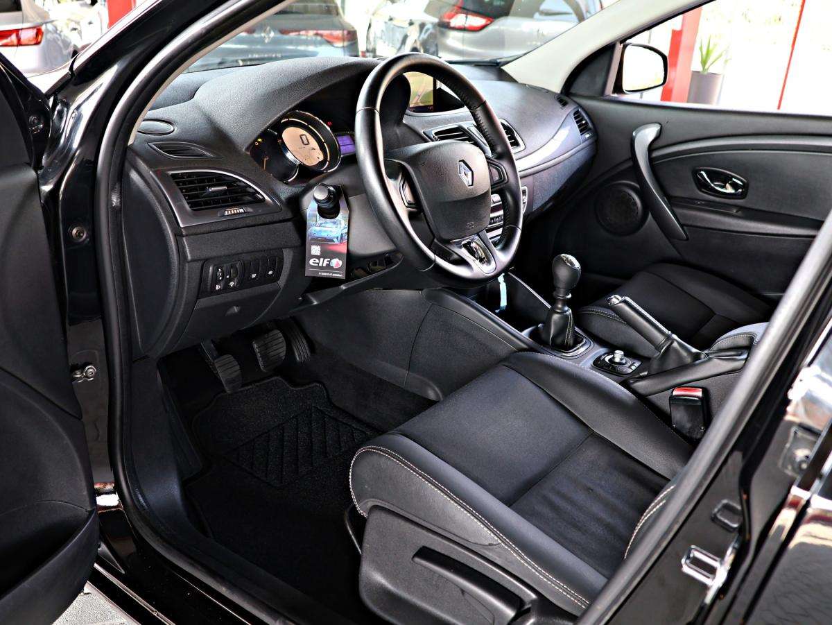 renault-megane-sport-tourer-2014-diesel-1461cc
