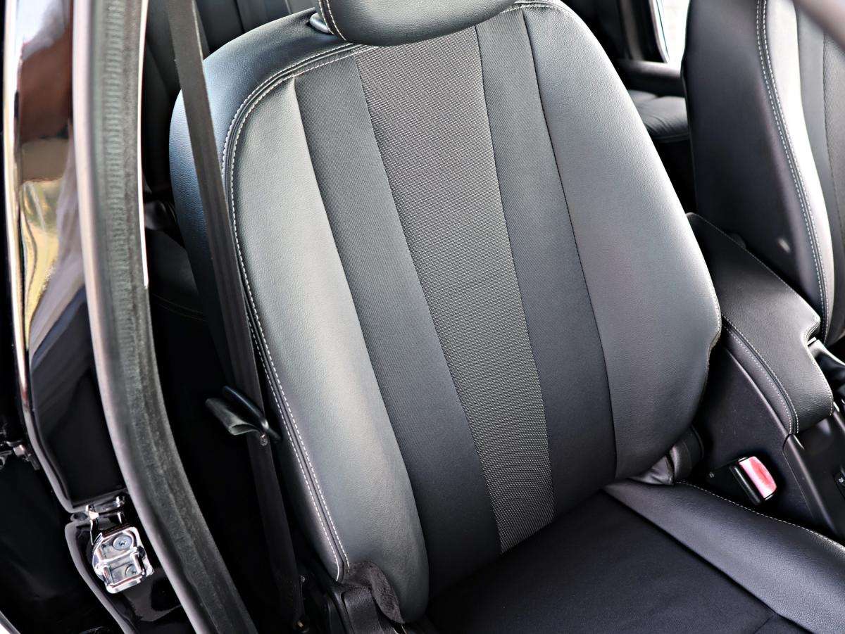 renault-megane-sport-tourer-2014-diesel-1461cc