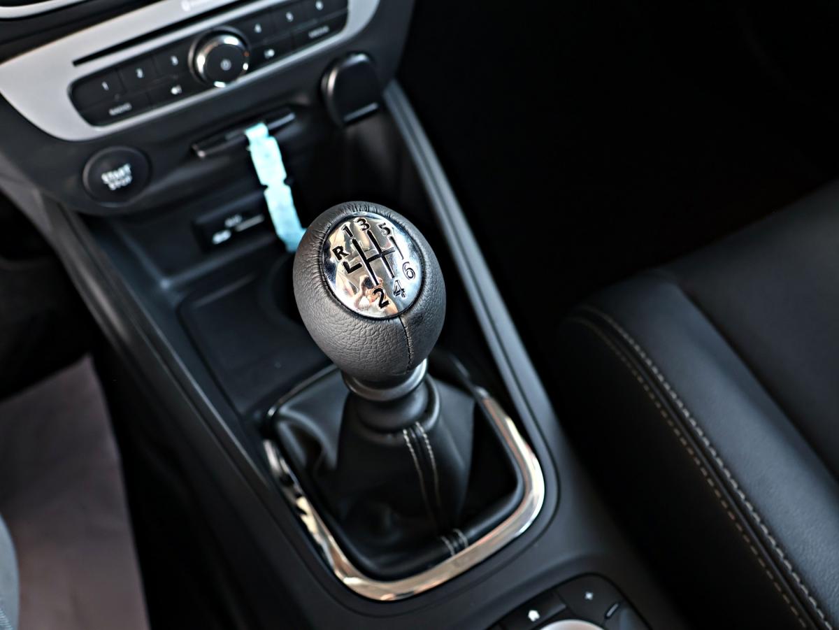 renault-megane-sport-tourer-2014-diesel-1461cc