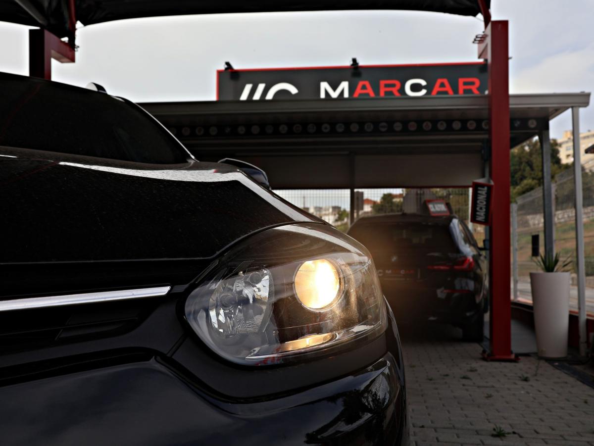 renault-megane-sport-tourer-2014-diesel-1461cc
