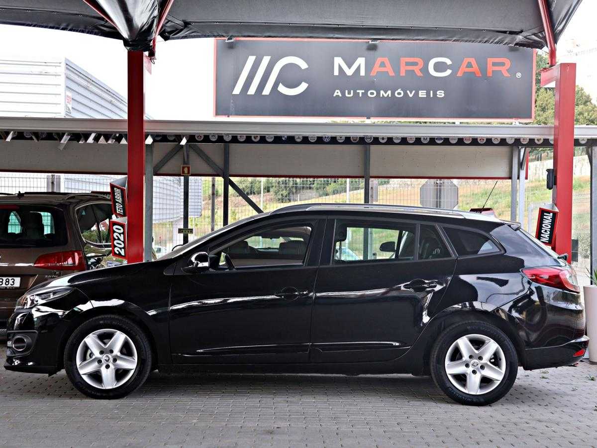 renault-megane-sport-tourer-2014-diesel-1461cc
