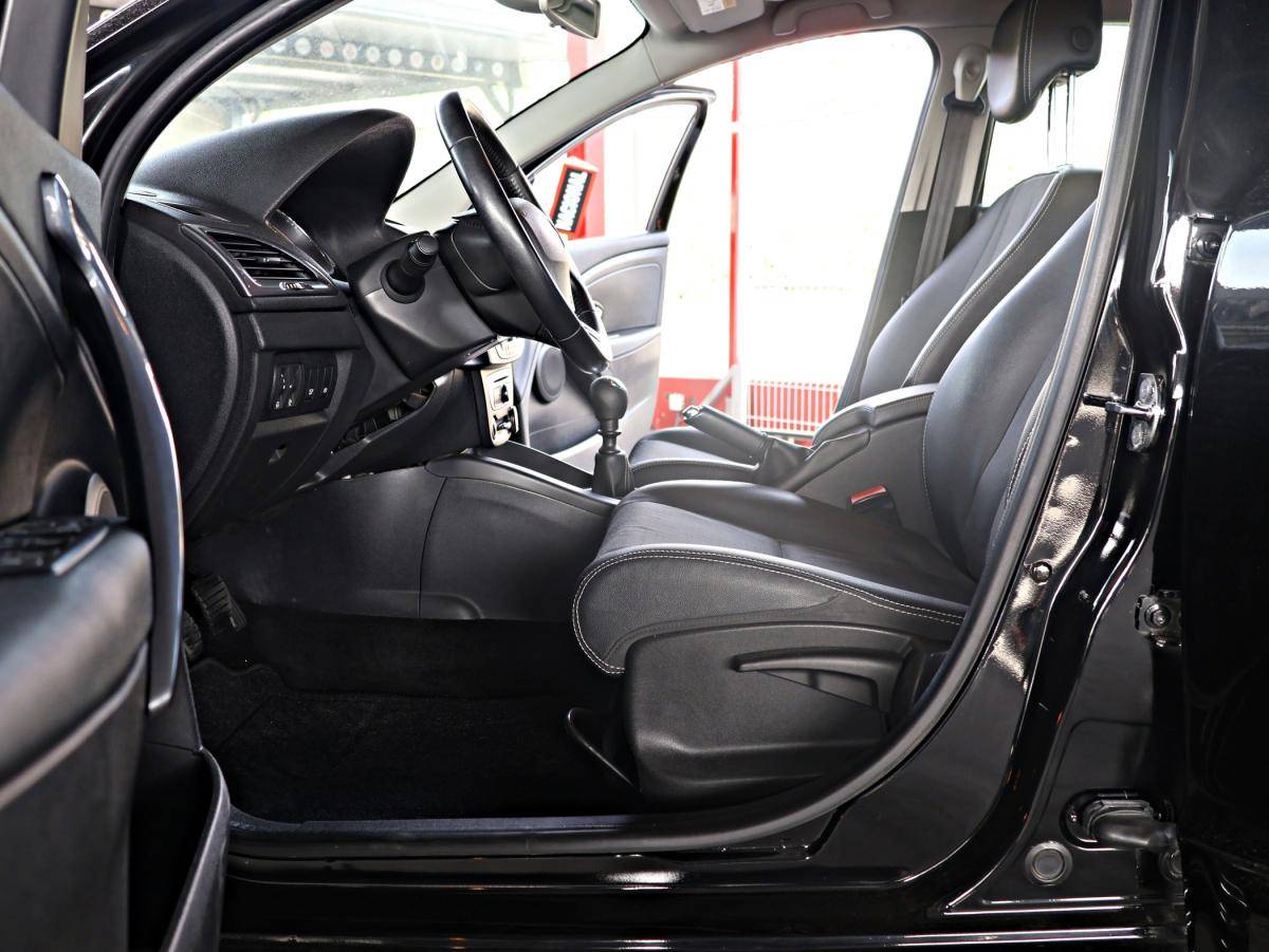 renault-megane-sport-tourer-2014-diesel-1461cc