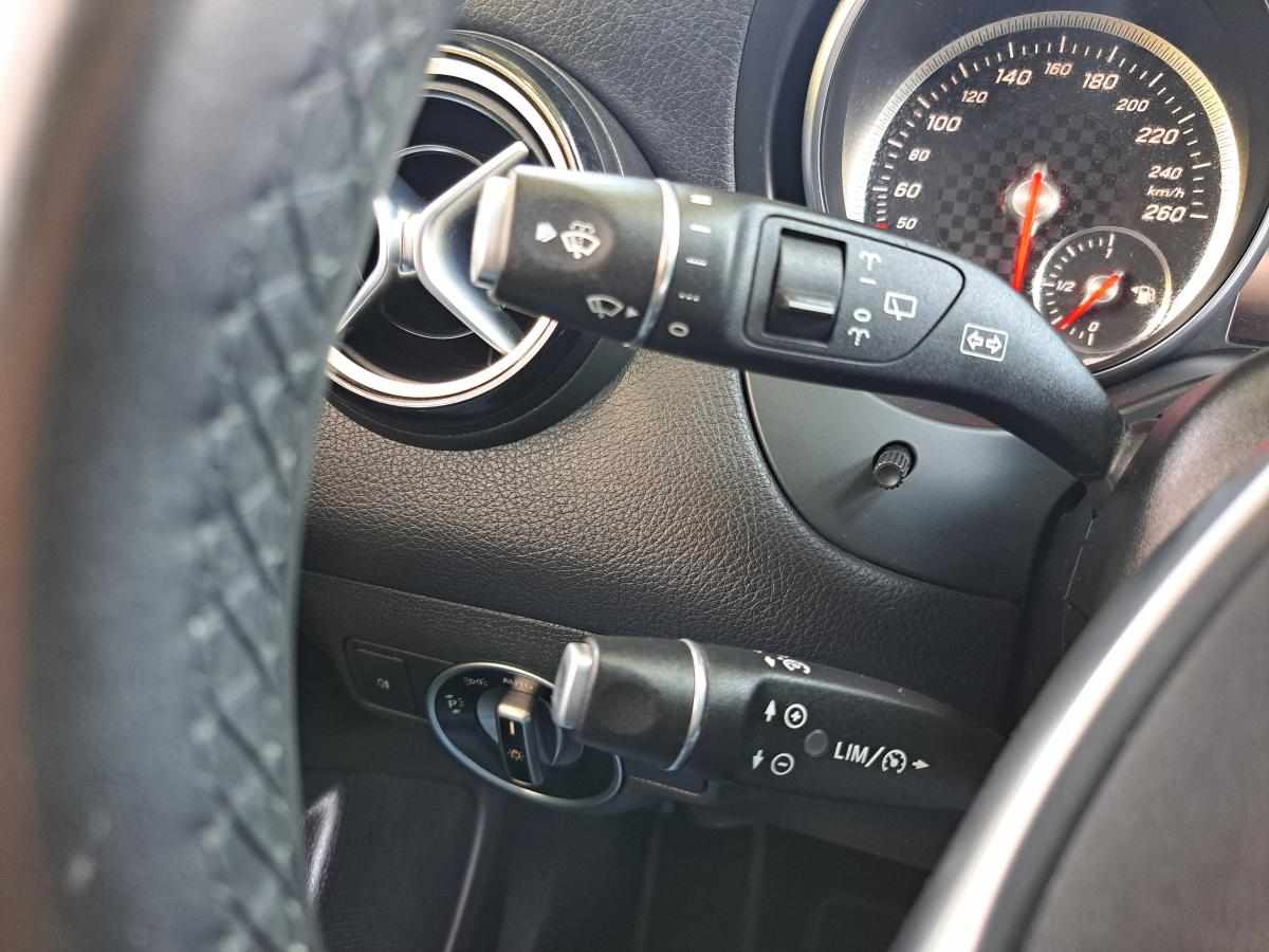 mercedes-benz-classe-a-a-200-2017-gasolina-1595cc
