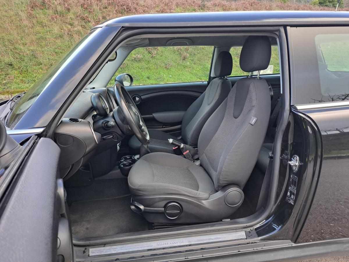 mini-cooper-d-2009-diesel-1560cc