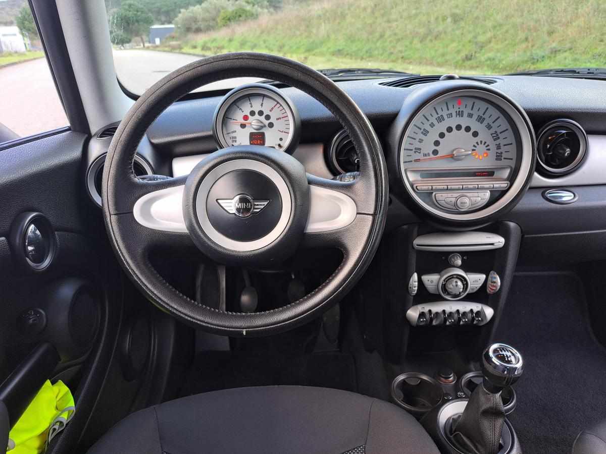 mini-cooper-d-2009-diesel-1560cc
