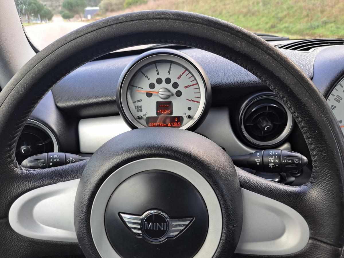 mini-cooper-d-2009-diesel-1560cc