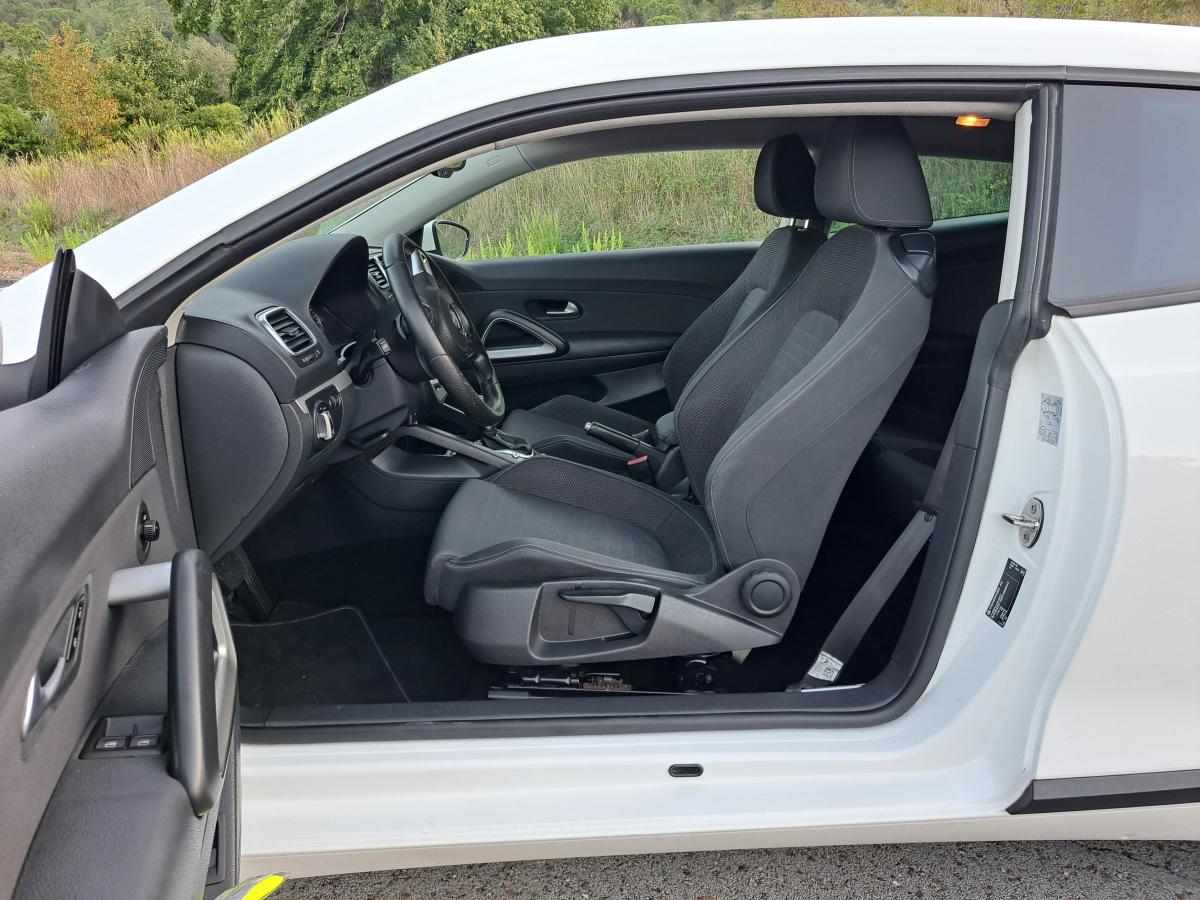 volkswagen-scirocco-2-0-tdi-2013-diesel-1968cc
