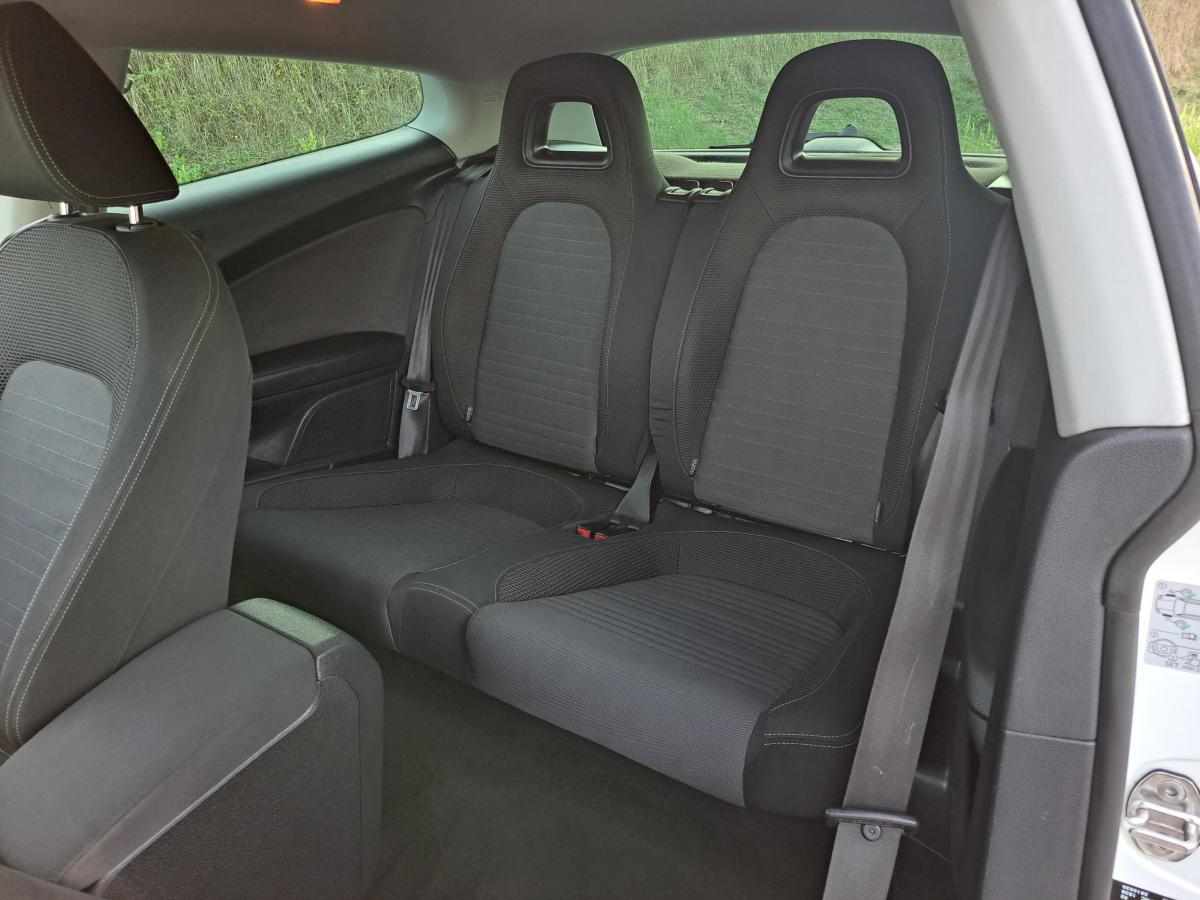 volkswagen-scirocco-2-0-tdi-2013-diesel-1968cc