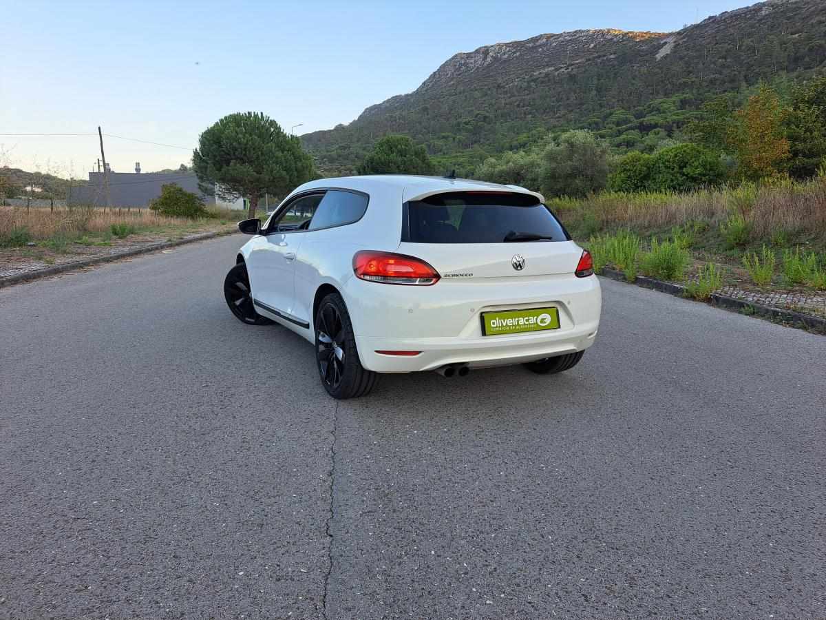 volkswagen-scirocco-2-0-tdi-2013-diesel-1968cc