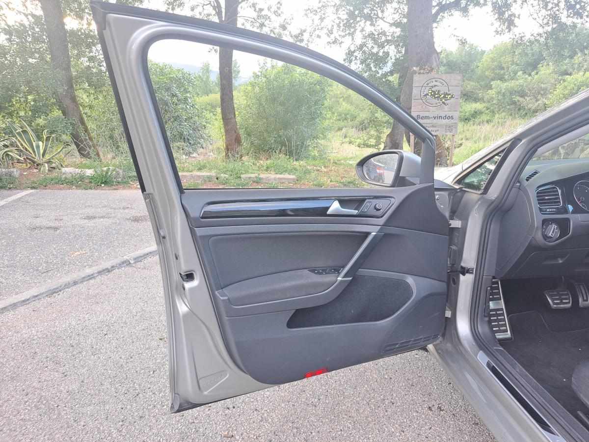volkswagen-golf-2-0-tdi-2018-diesel-1968cc