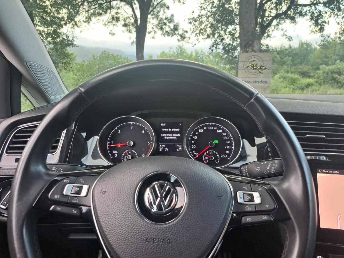 volkswagen-golf-2-0-tdi-2018-diesel-1968cc