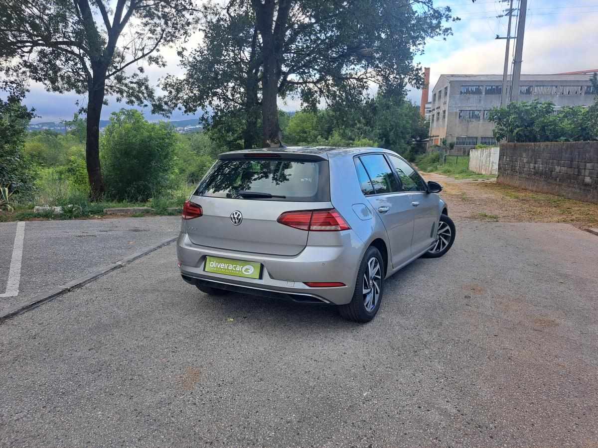 volkswagen-golf-2-0-tdi-2018-diesel-1968cc