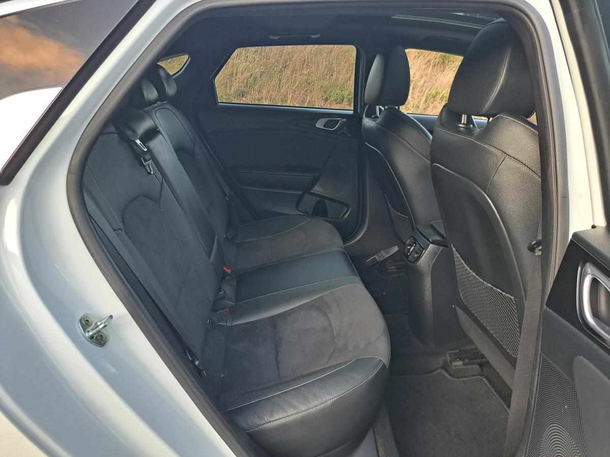 kia-ceed-1-6-crdi-2020-diesel-1598cc