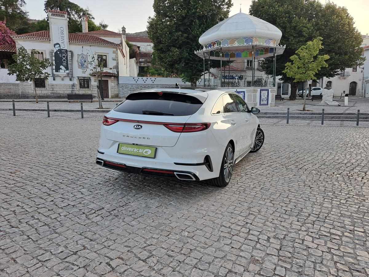 kia-ceed-1-6-crdi-2020-diesel-1598cc