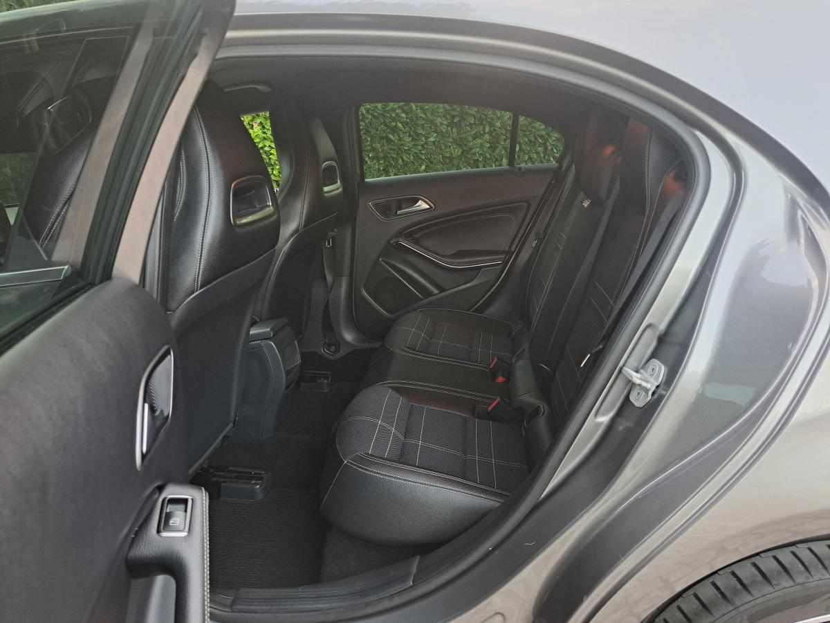 mercedes-benz-classe-a-a-180-2016-gasolina-1595cc
