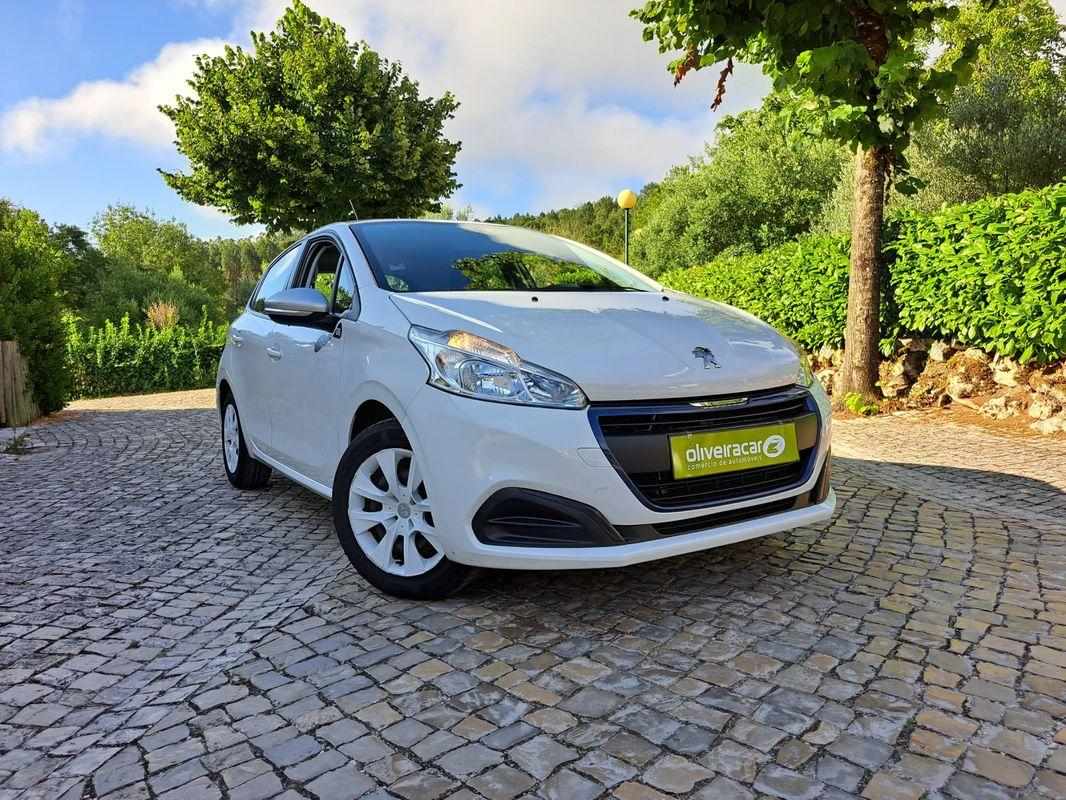 peugeot-208-2017-gasolina-1199cc