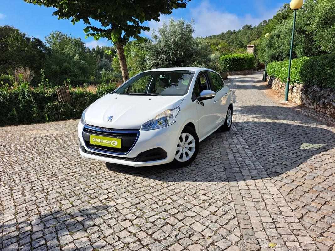 peugeot-208-2017-gasolina-1199cc