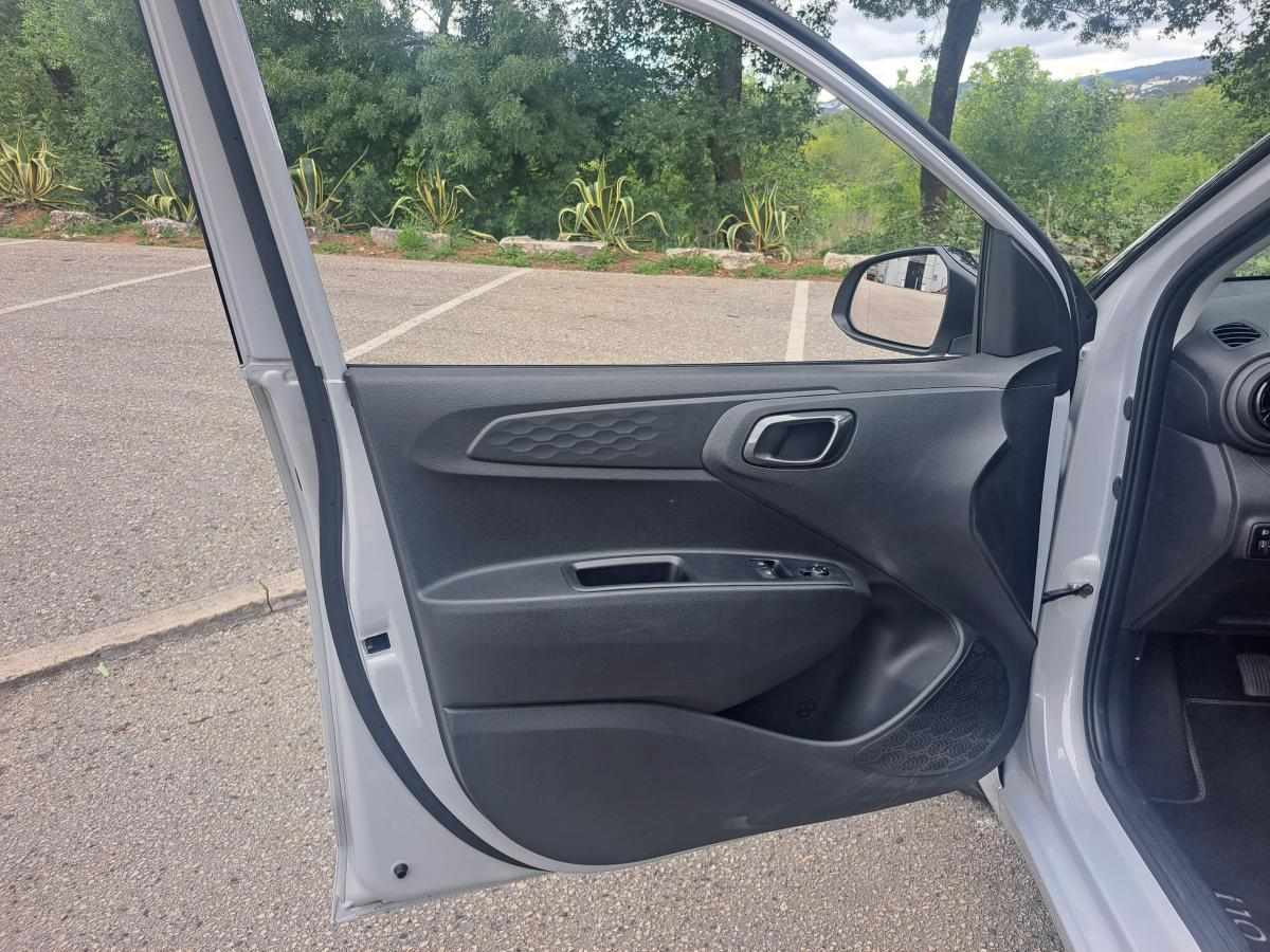 hyundai-i10-1-0-blue-2023-gasolina-998cc