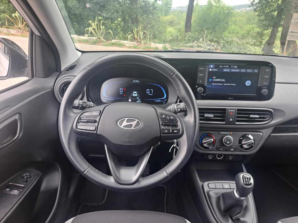 hyundai-i10-1-0-blue-2023-gasolina-998cc