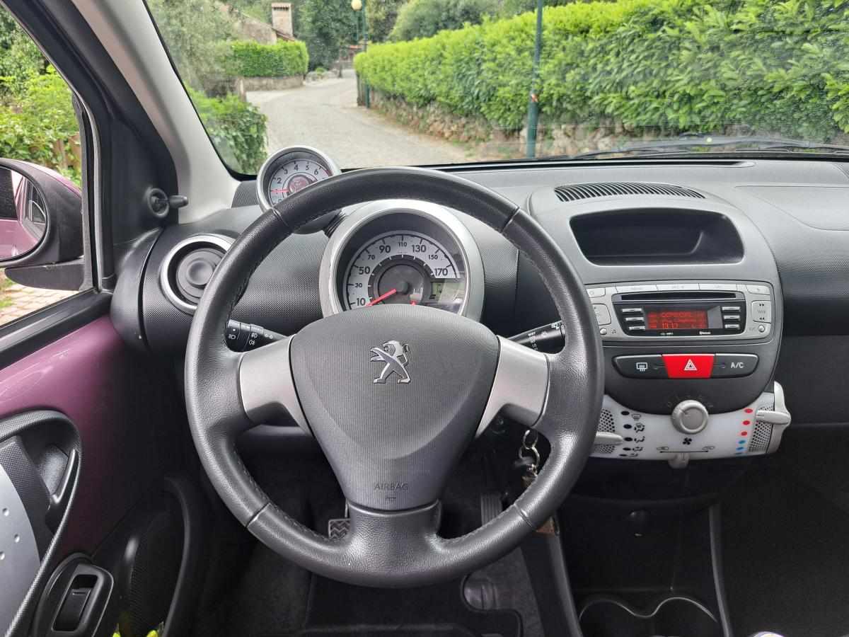 peugeot-107-1-0-2013-gasolina-998cc