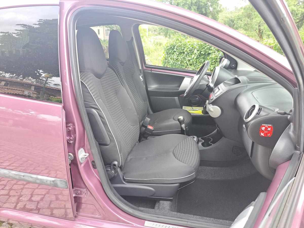 peugeot-107-1-0-2013-gasolina-998cc