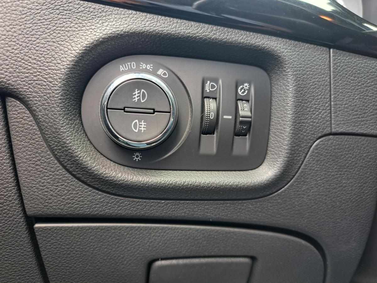 opel-astra-1-6-cdti-2019-diesel-1598cc