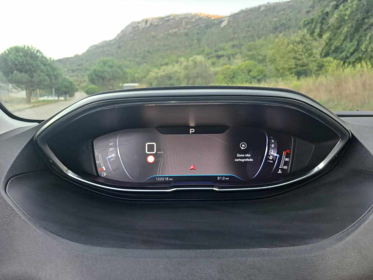peugeot-3008-1-5-bluehdi-2020-diesel-1499cc