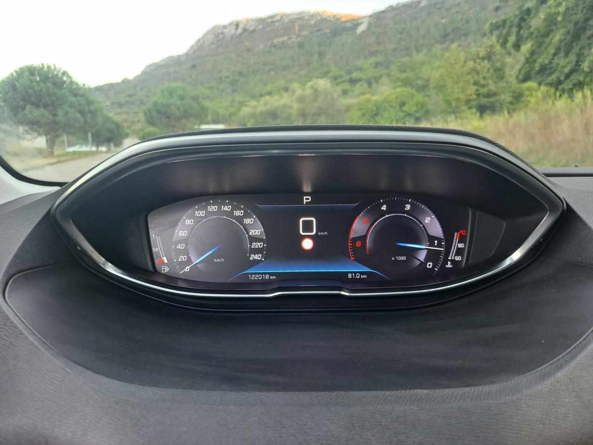 peugeot-3008-1-5-bluehdi-2020-diesel-1499cc