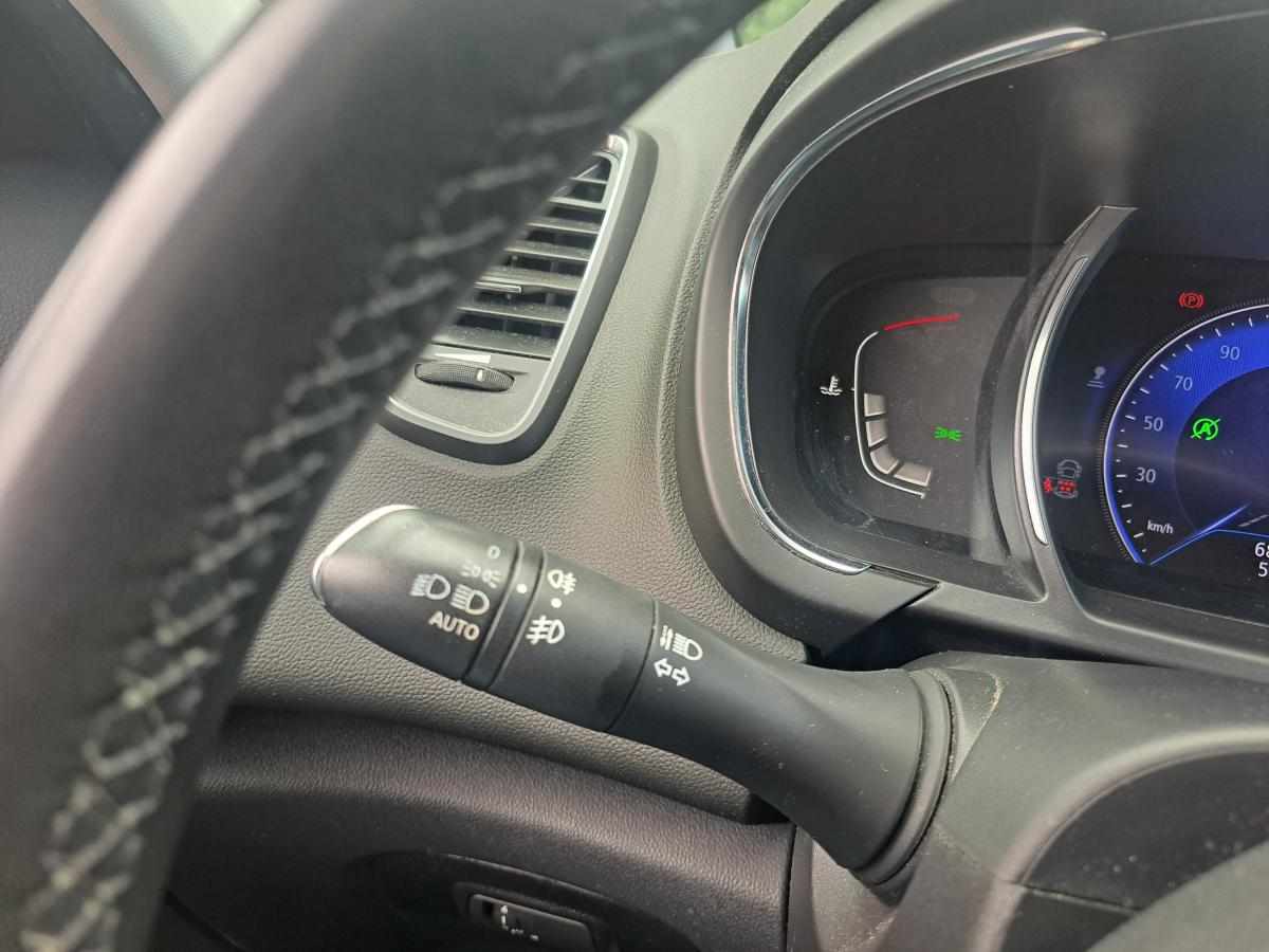 renault-scenic-1-7-blue-dci-2019-diesel-1749cc