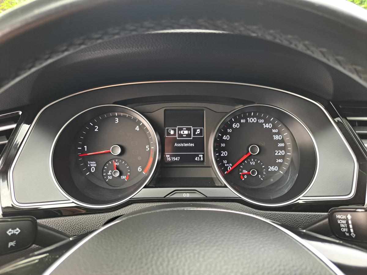 volkswagen-passat-1-6-tdi-bluemotion-2016-diesel-1598cc