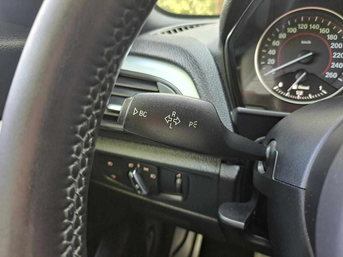 bmw-serie-1-118d-2016-diesel-1995cc
